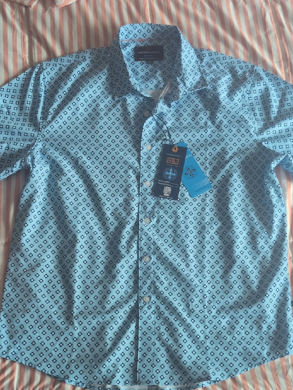 Light Blue Geo-Print Short-Sleeve Men's Button-Down Shirt